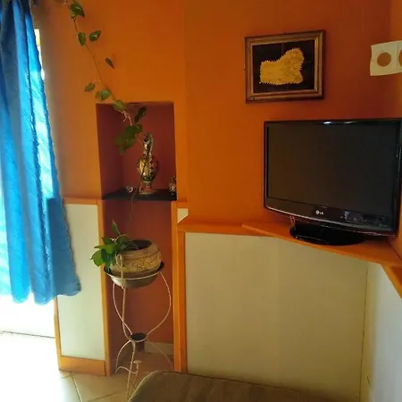 My House Bed & Breakfast *
